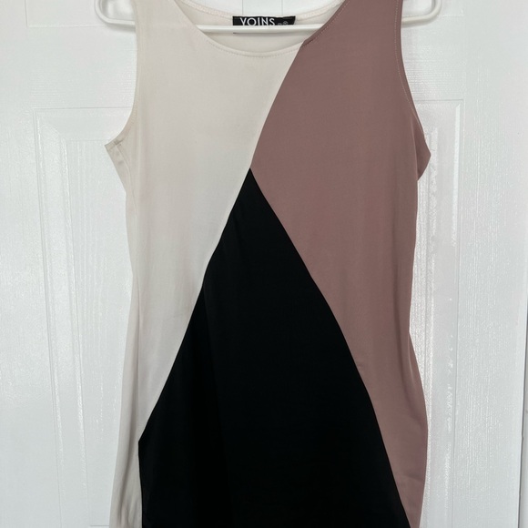 Nice summer top - Picture 2 of 3